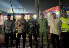 Babinsa Koramil 06/Bae Bersama  Bhabinkamtibmas Desa Peganjaran Laksanakan Patroli Malam di Lokasi UMKM